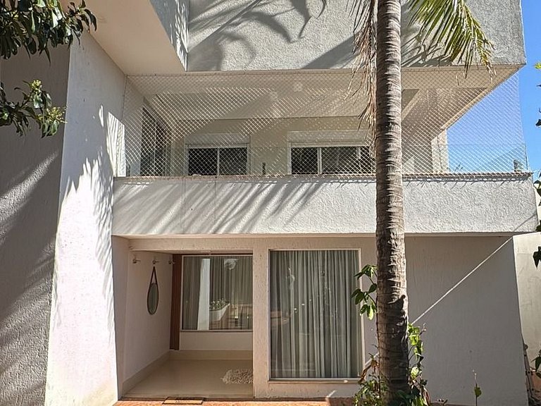 Suíte Minimal Luxe — Mansão Bella Vista